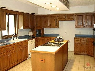 2nd image of 1274 Red Oak Dr