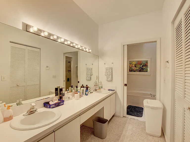 22667 Meridiana Dr — Photo 27