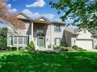 465 Maple Springs Dr, Dayton, OH 45458