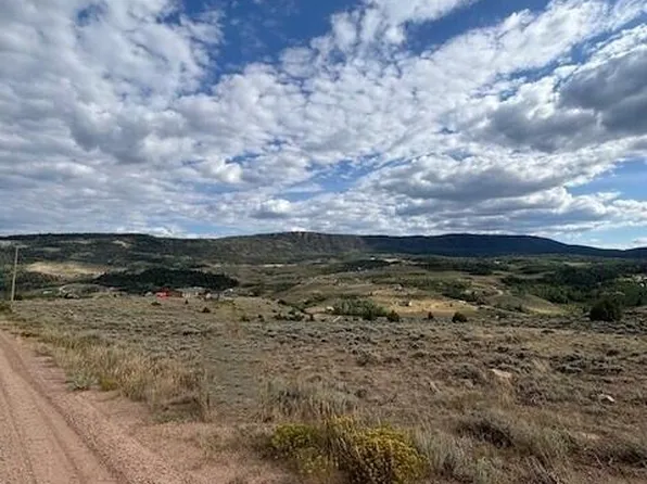 1621 GCR 19, Kremmling, CO 80459