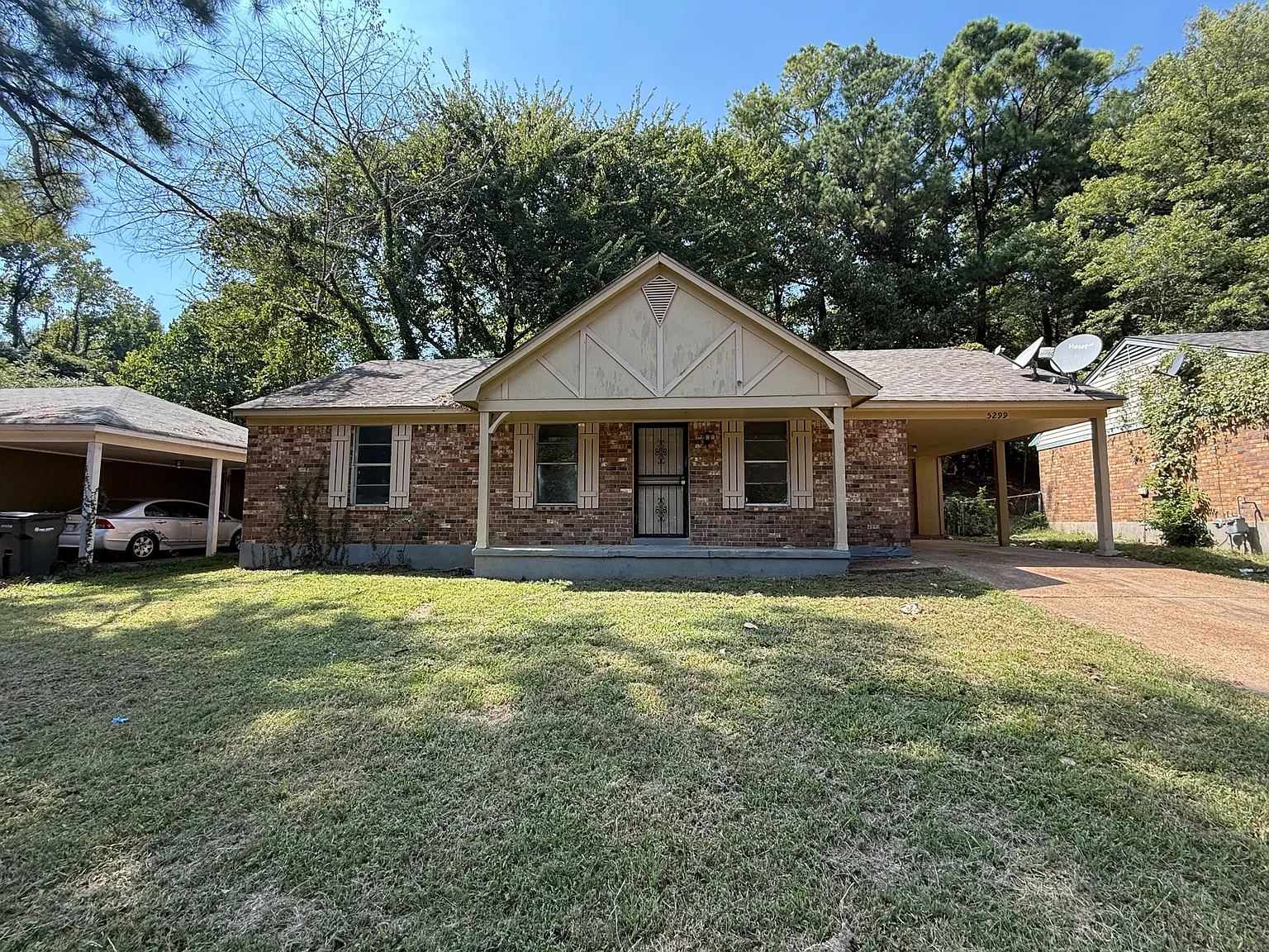 3 bed, 1103 sqft, $850 — Photo 1