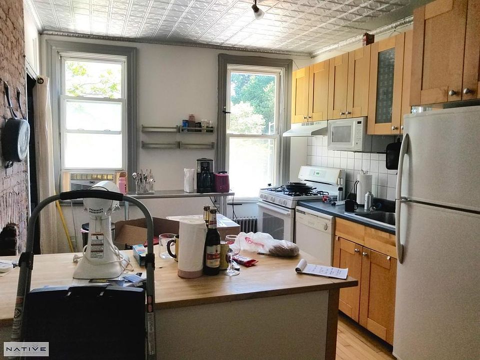 1st image of 323 Prospect Ave #2