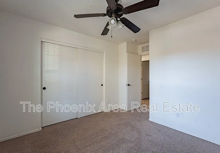 244 N Wesley — Photo 27