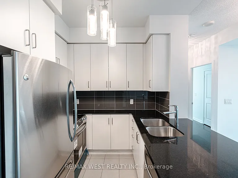 215 Sherway Gardens Rd #212 — Photo 21
