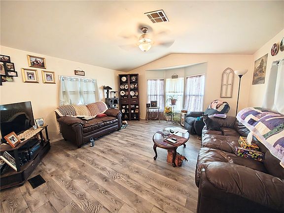 5th image of 1240 Birch Drive
