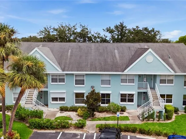 181 Grand Oaks Way APT 202, Naples, FL 34110