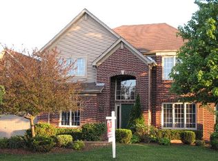 2216 Spartina Ln, Naperville, IL 60564