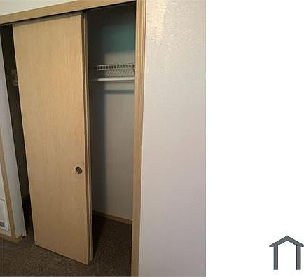 4th image of 812 10th St NE APT 18
