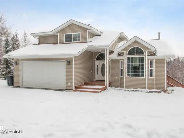 8530 E Highlands Cir, Palmer, AK 99645