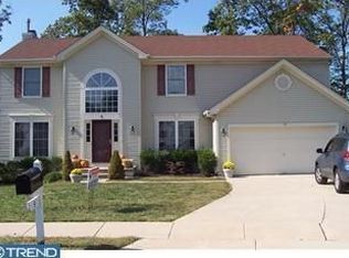 9 Marble Ct, Sicklerville, NJ 08081