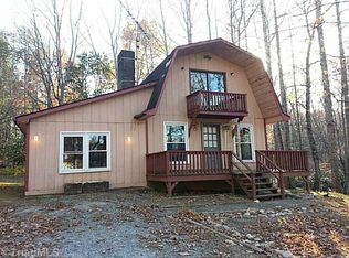 191 Beulah Woods St, Lowgap, NC 27030