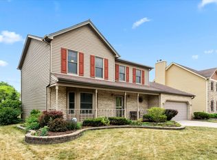 2765 Carriage Way, Aurora, IL 60504