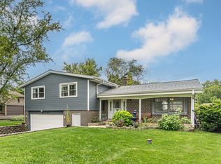 25580 W Ivanhoe Rd, Wauconda, IL 60084