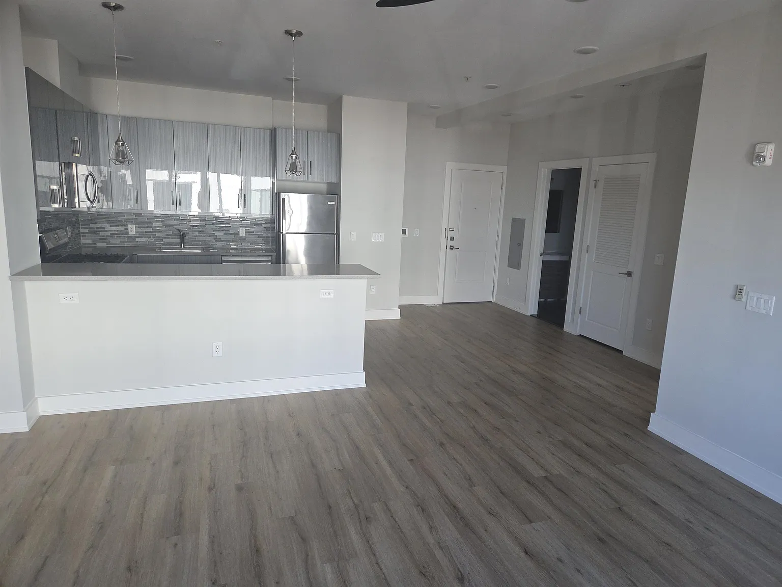 1 bed, 1.0 bath, $2,600 — Photo 1