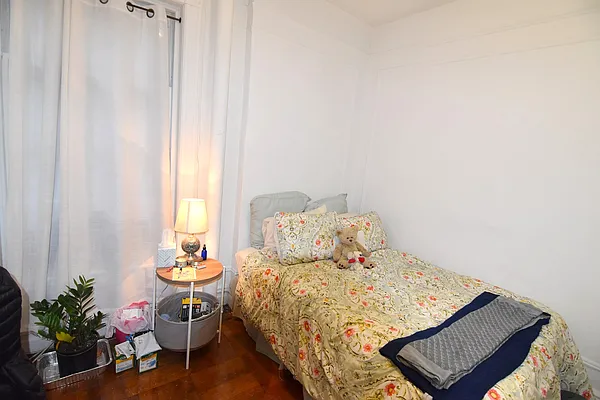 Rented by Manhattan Spaces | media 8