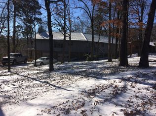 321 Hummingbird Ln, Eureka Springs, AR 72632