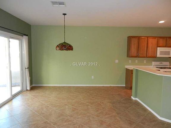 3rd image of 3204 Flinthead Dr