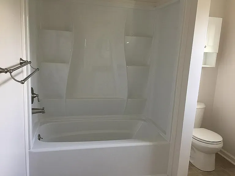 2 bed, $850 — Photo 4