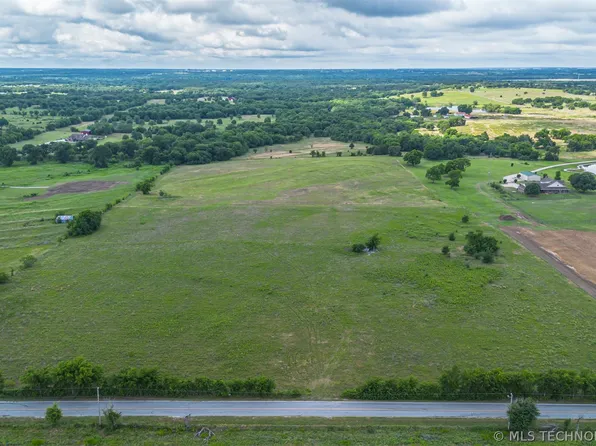 681 Forest Lane Rd, Ardmore, OK 73401