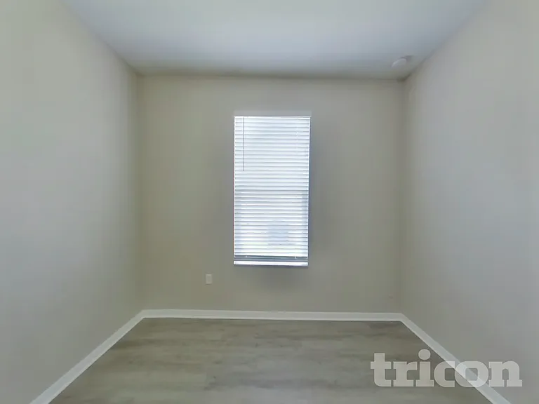 3491 Heath Dr — Photo 12