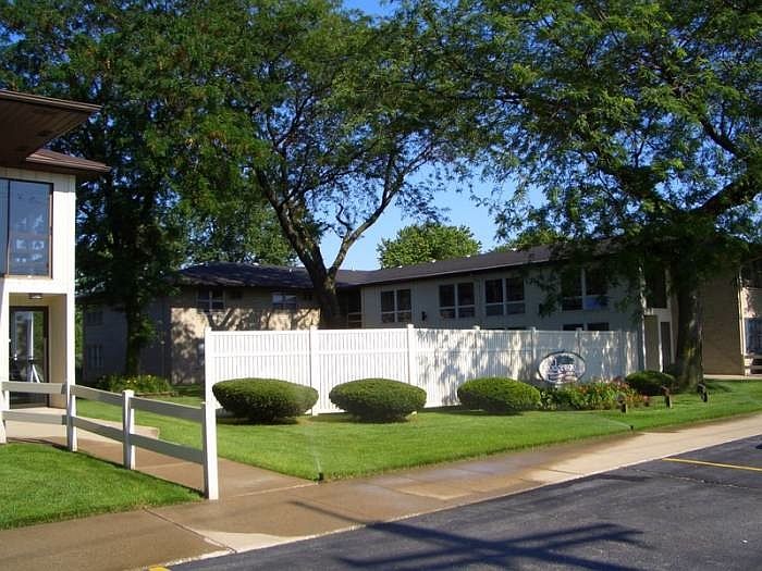 Ridgewood Condos