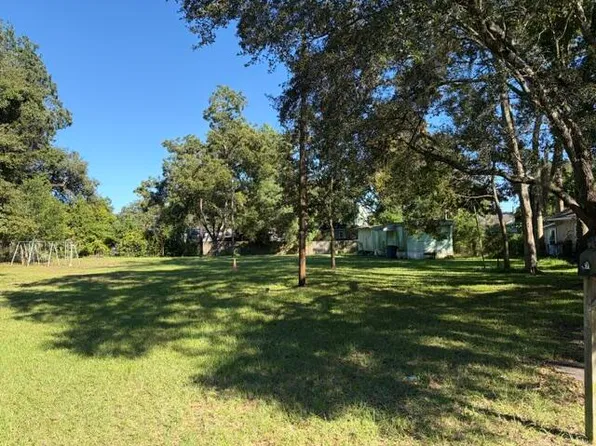 5036 Hyde Ave, North Charleston, SC 29405