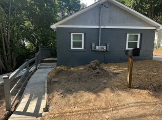 391 4th St #B, Forest Park, GA 30297