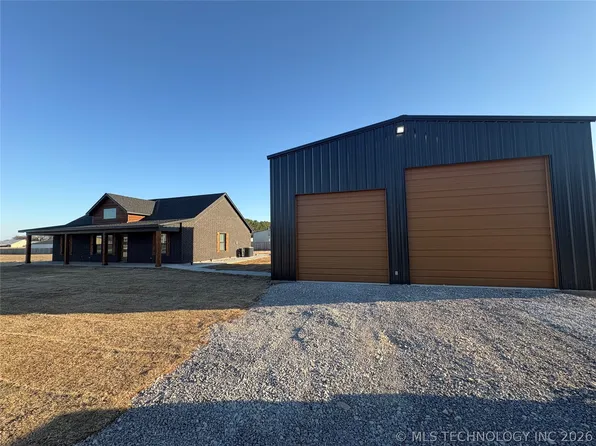 11943 Sandy Acres Trl, Kingston, OK 73439