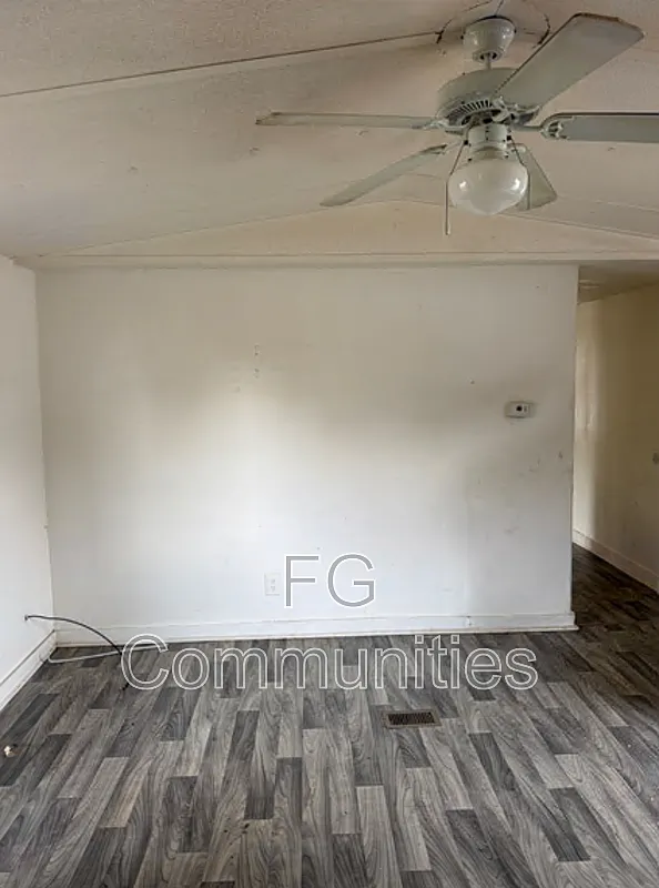 3 bed, 2.0 bath, $750 — Photo 4