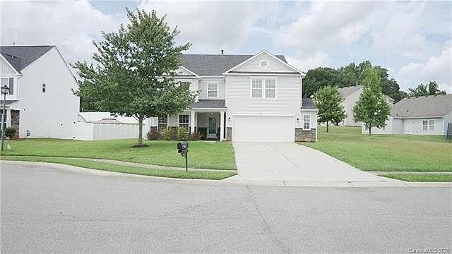 1st image of 104 McGarty Pl