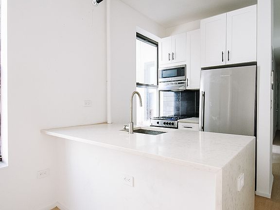 5th image of 472 Central Park W #C4