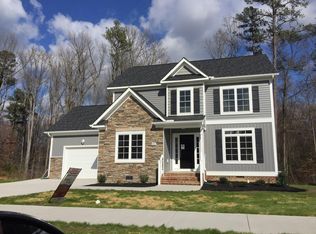 801 Yellowstone Dr, Hopewell, VA 23860