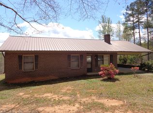 1794 Dodgetown Rd, Walnut Cove, NC 27052