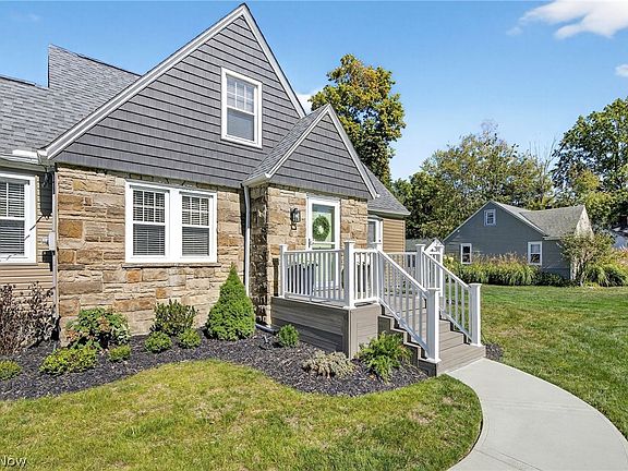 2nd image of 39119 Johnnycake Ridge Rd