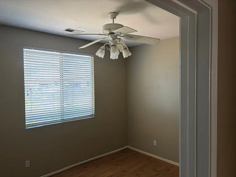 37799 Amber Ln — Photo 5
