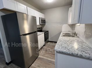 1242 E Cherry St #102, Springfield, MO 65802