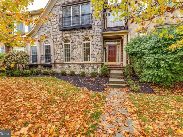 24909 Pinebrook Rd, Chantilly, VA 20152