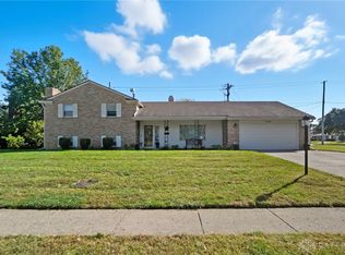 7000 Kinsey Rd, Englewood, OH 45322