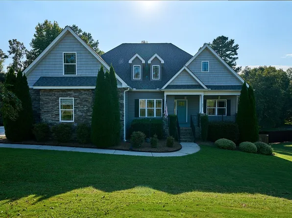 37 Puckett Mill Way, Central, SC 29630