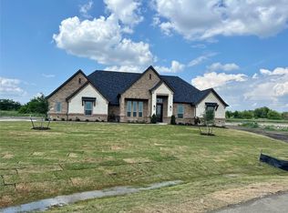 154 Coalson Xing, Azle, TX 76020