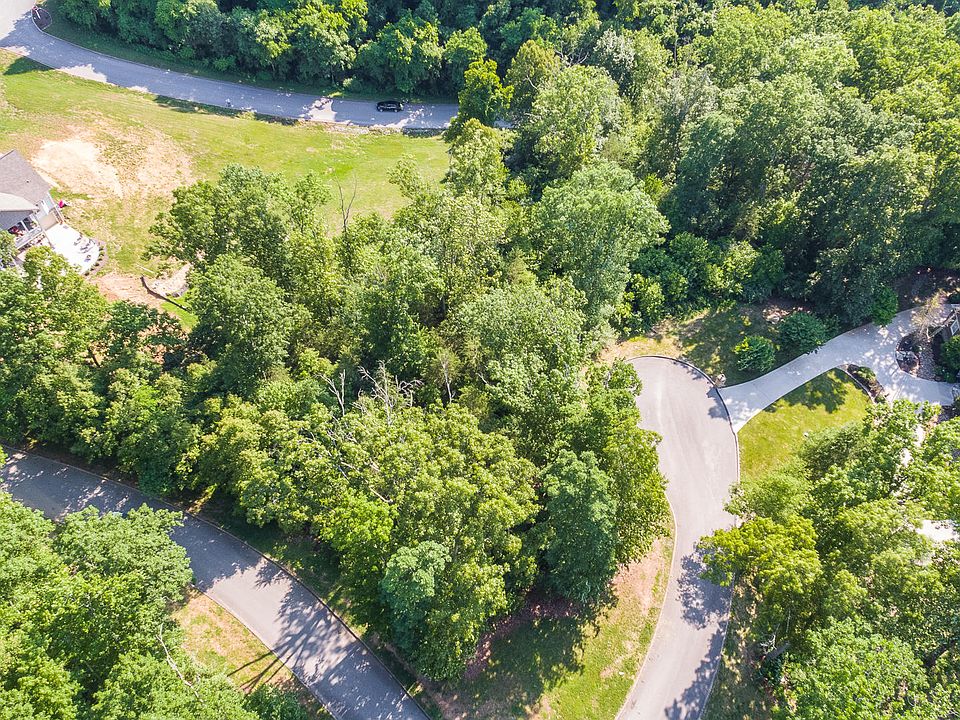 1st image of Spinnaker Dr