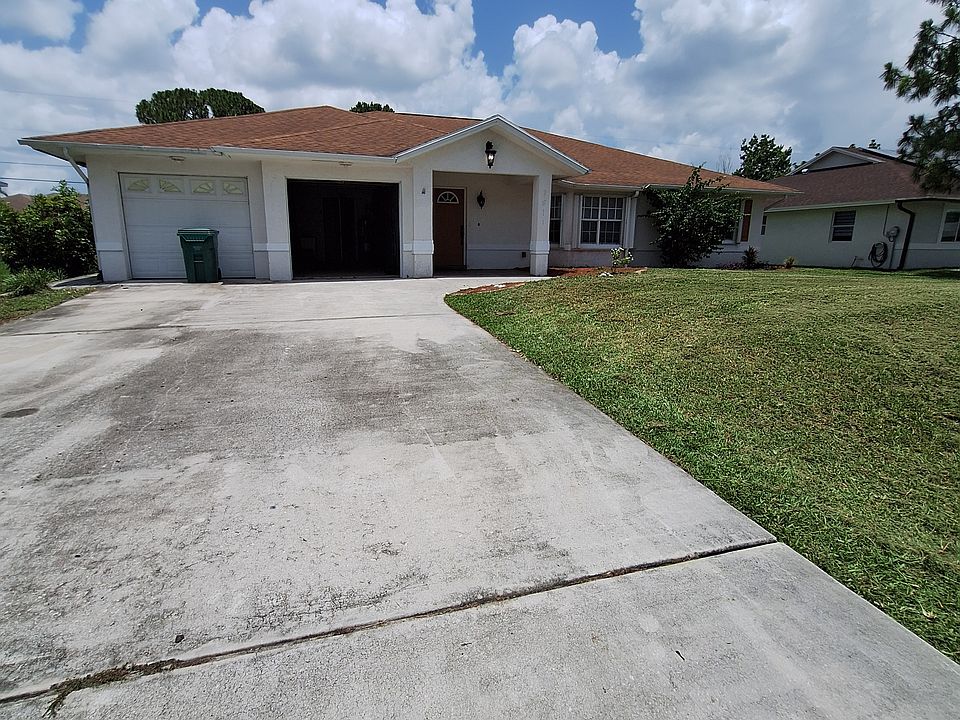 1st image of 2811 SE Eagle Dr