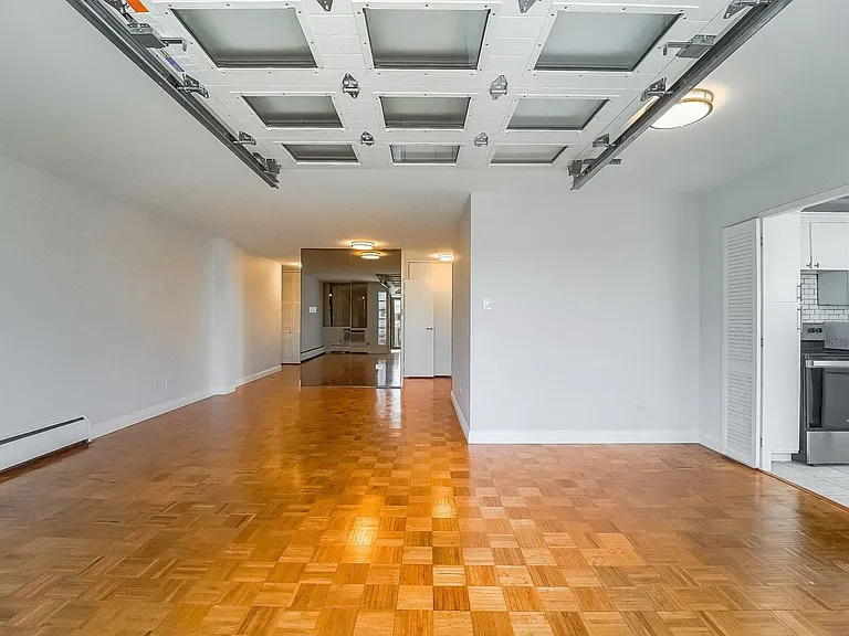 1111 Ash St #610 — Photo 10