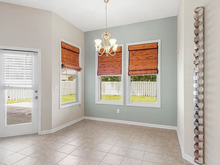103 Amherst Way — Photo 31