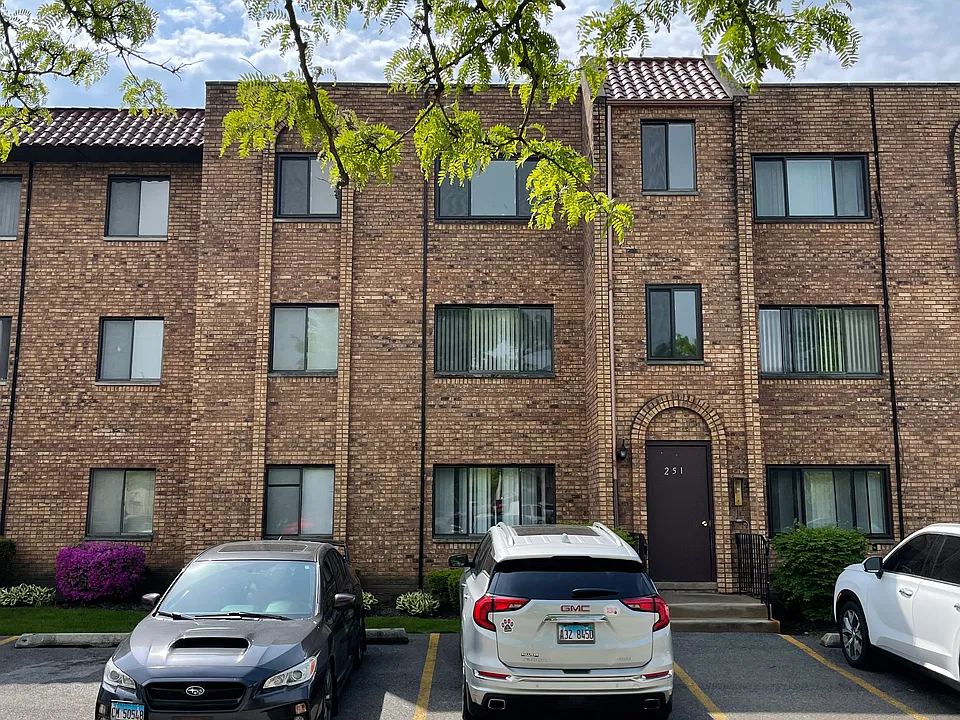 251 E Rimini Ct #2A