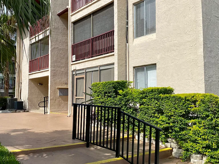 8602 Huron Ct #50 — Photo 26