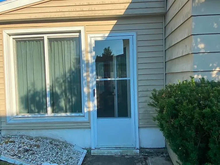 14 Jackson St — Photo 17