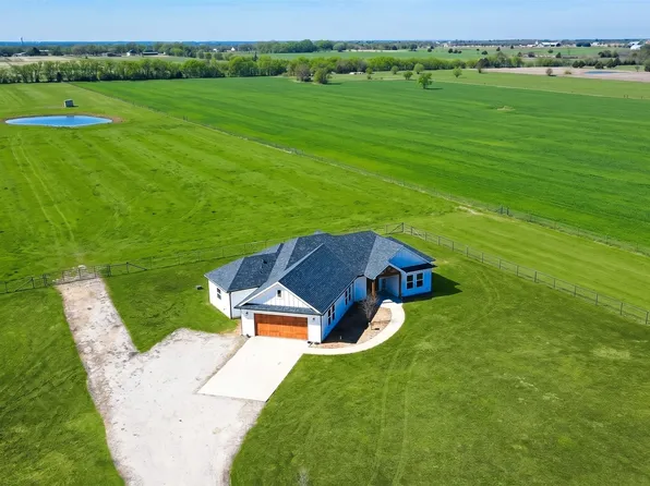 2415 Bucksnort Rd, Van Alstyne, TX 75495