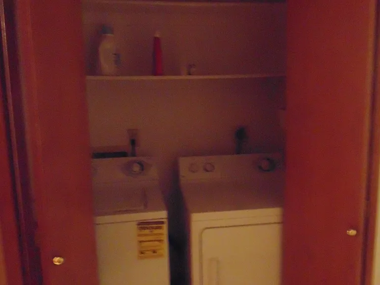 812 Walnut St #C — Photo 10