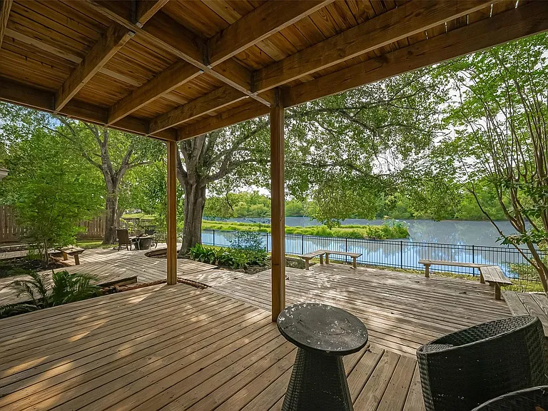 1123 Horseshoe Dr — Photo 45